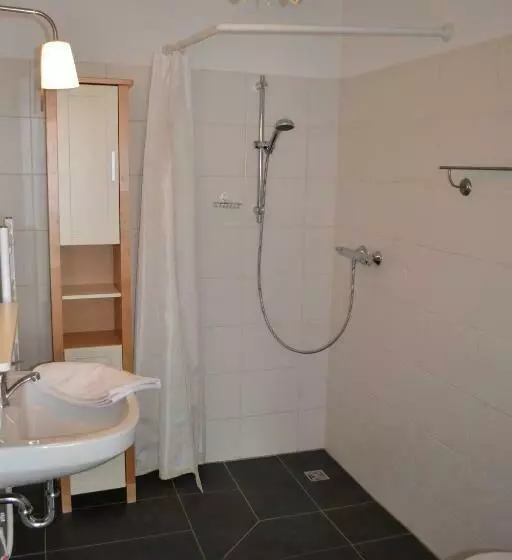 پانسیون Wassersportzentrum Alte Feuerwache