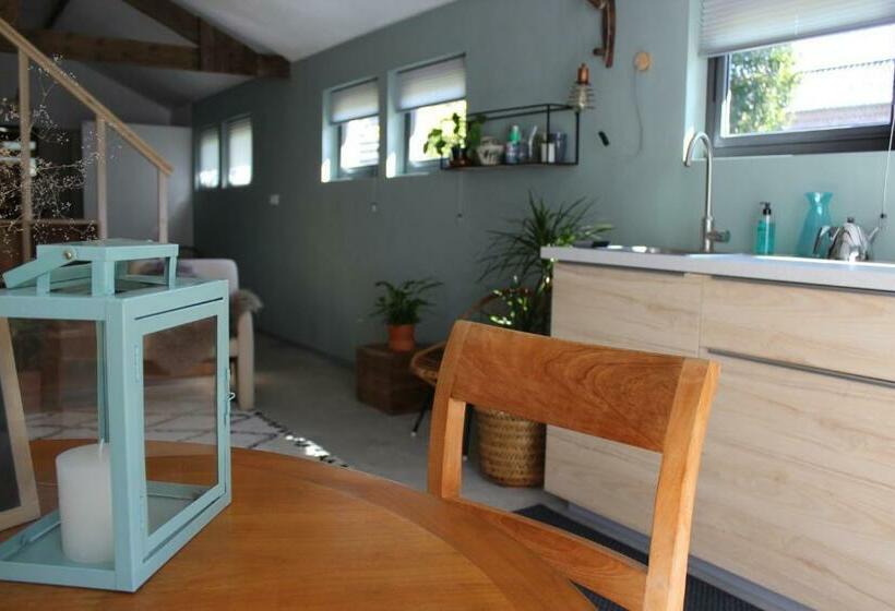 ベッドアンドブレックファースト Het Aambeeld