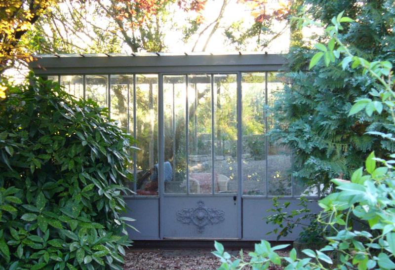 تختخواب و صبحانه La Pluie De Roses