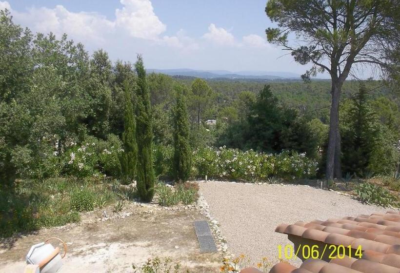 تختخواب و صبحانه Maprovencale