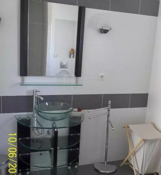 ベッドアンドブレックファースト Maprovencale