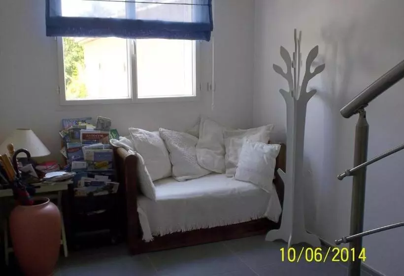 ベッドアンドブレックファースト Maprovencale