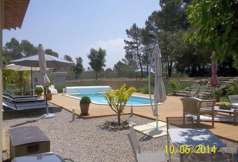 تختخواب و صبحانه Maprovencale