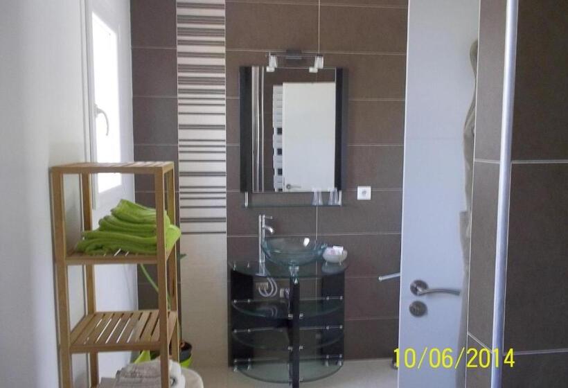 تختخواب و صبحانه Maprovencale