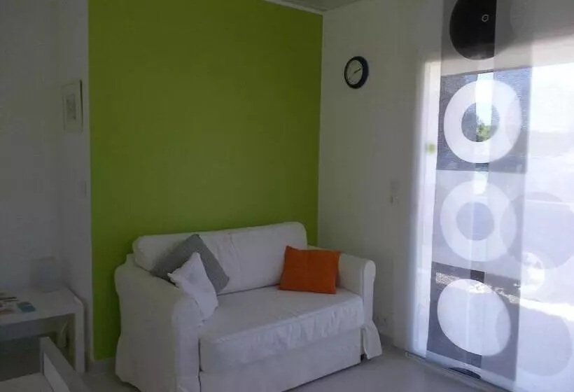 ベッドアンドブレックファースト Maprovencale