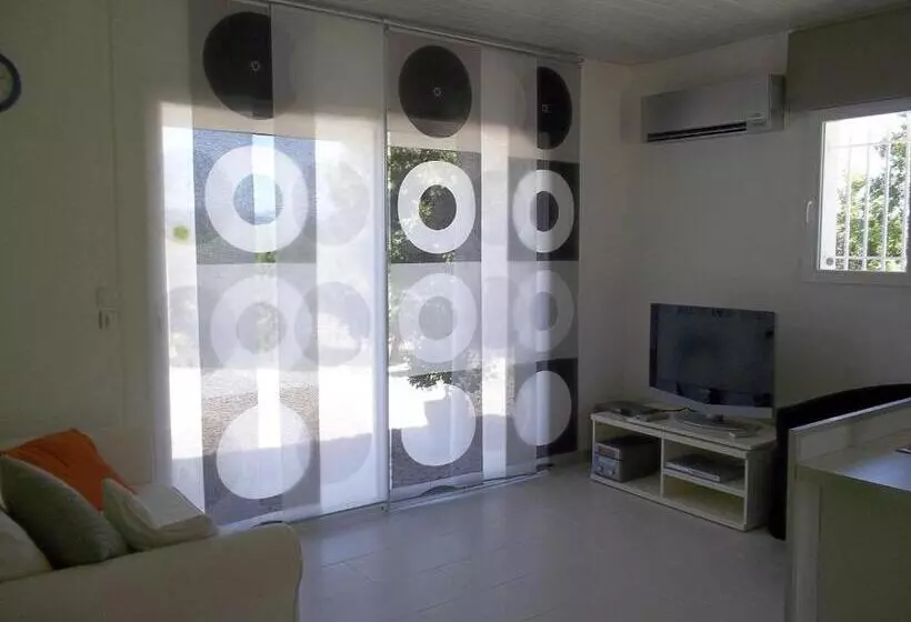 ベッドアンドブレックファースト Maprovencale