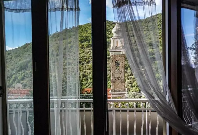 ホテル Agriturismo La Rocca