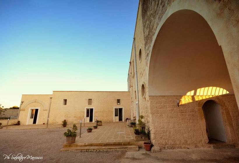 هتل Masseria La Lizza Ospitalità Rurale