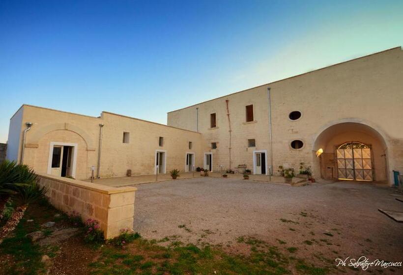 هتل Masseria La Lizza Ospitalità Rurale