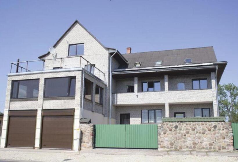 پانسیون Arsenal