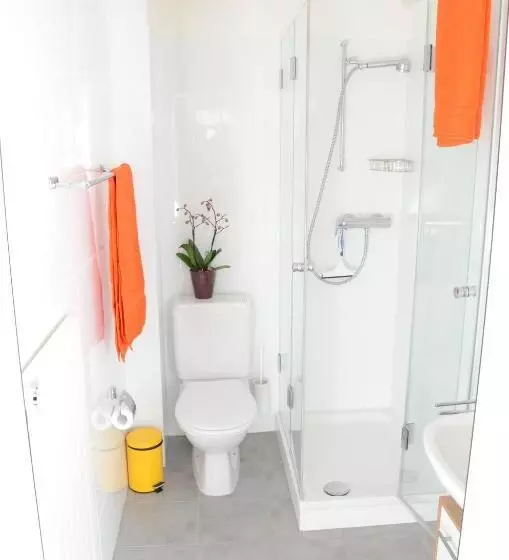 پانسیون Guesthouse Casa Esperanza Basel