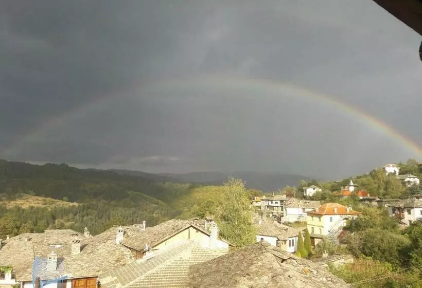 Majatalo Sharkov Guest House