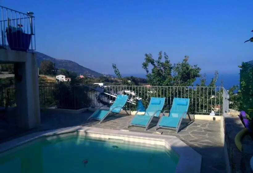 پانسیون Villa Patrizia