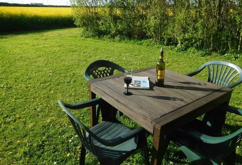 Aamiaismajoitus (B&B) Chatenet