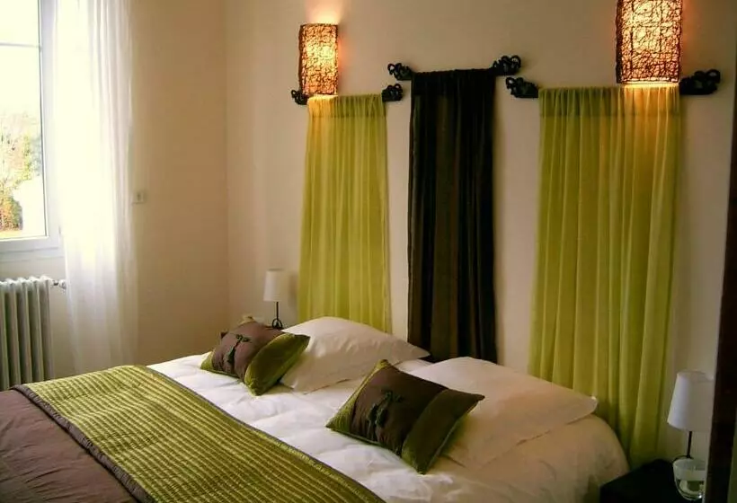 تختخواب و صبحانه La Villa Camille