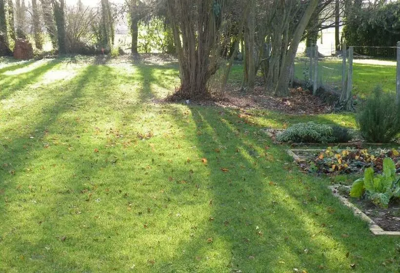 تختخواب و صبحانه La Villa Camille