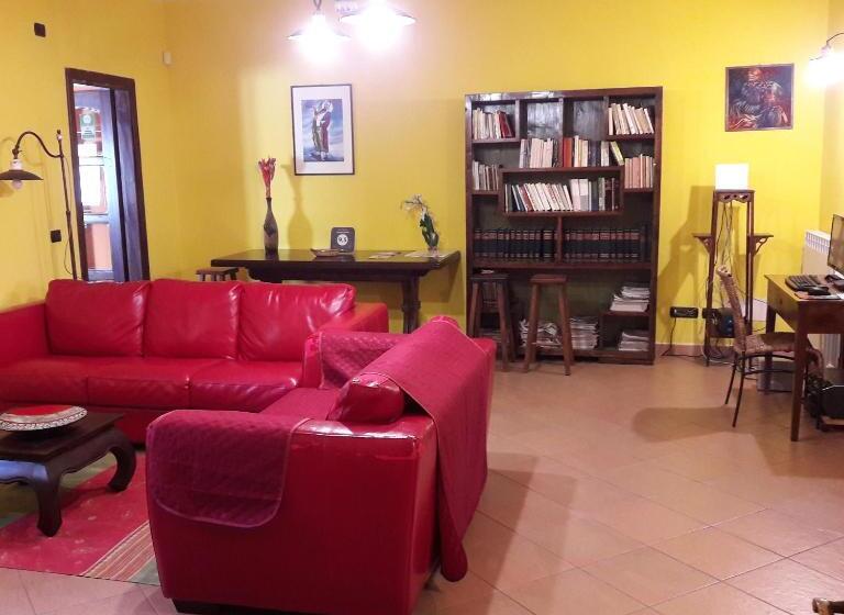 مبيت وإفطار Palazzo Conforti Tree House Resort