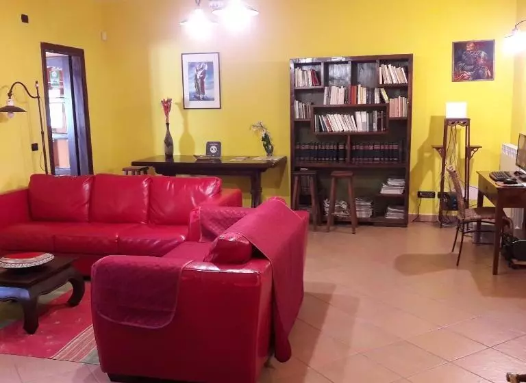 Aamiaismajoitus (B&B) Palazzo Conforti Tree House Resort