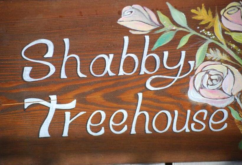 مبيت وإفطار Palazzo Conforti Tree House Resort