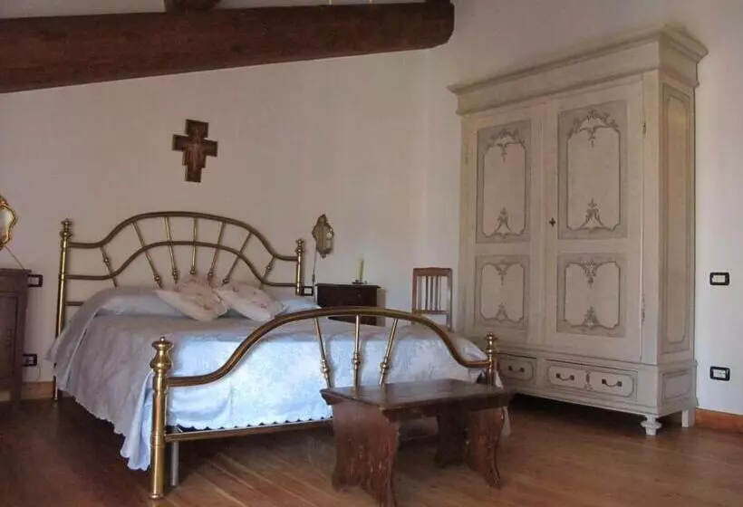 Dd Clara Bed And Breakfast