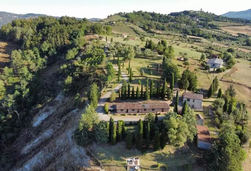 ホテル Agriturismo Collomici