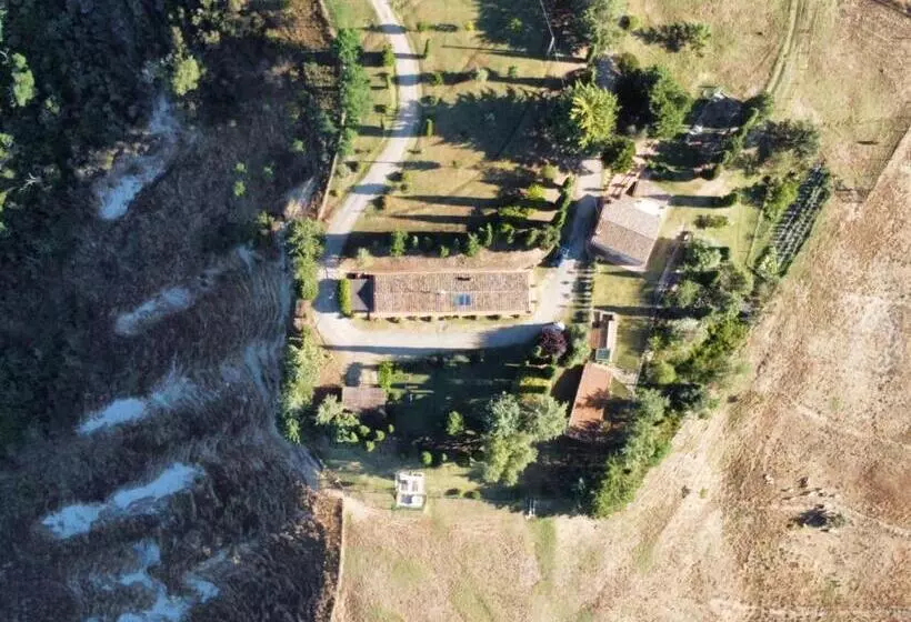 ホテル Agriturismo Collomici