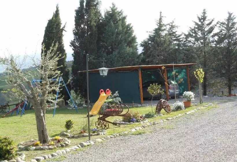 ホテル Agriturismo Collomici