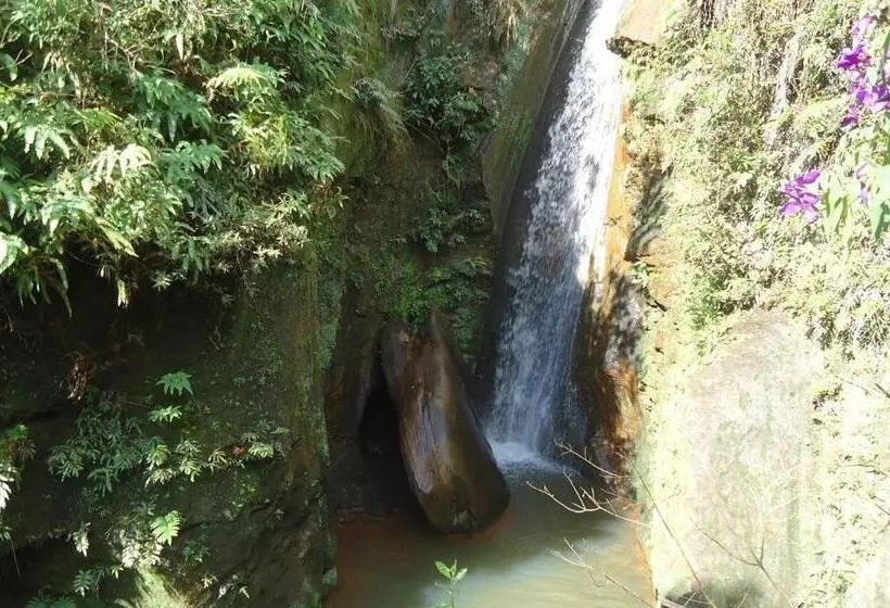 ペンション Aldea Zen Chales Privativos