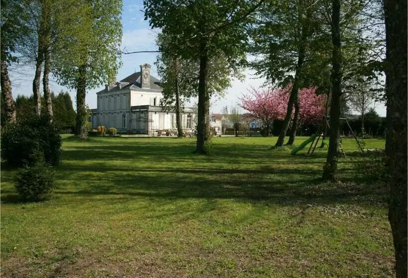 Majatalo Château Du Clos Mortier