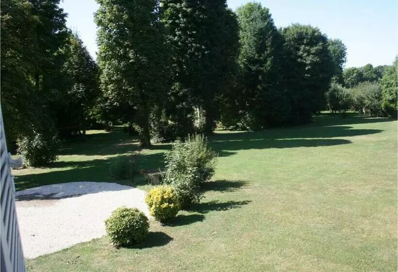 Majatalo Château Du Clos Mortier