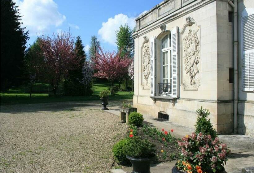 بنسيون Château Du Clos Mortier
