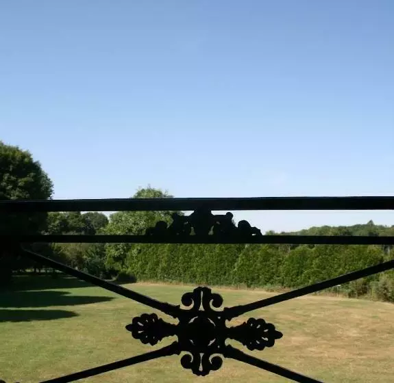 Majatalo Château Du Clos Mortier