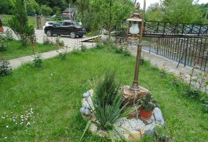 Majatalo Eden Maison