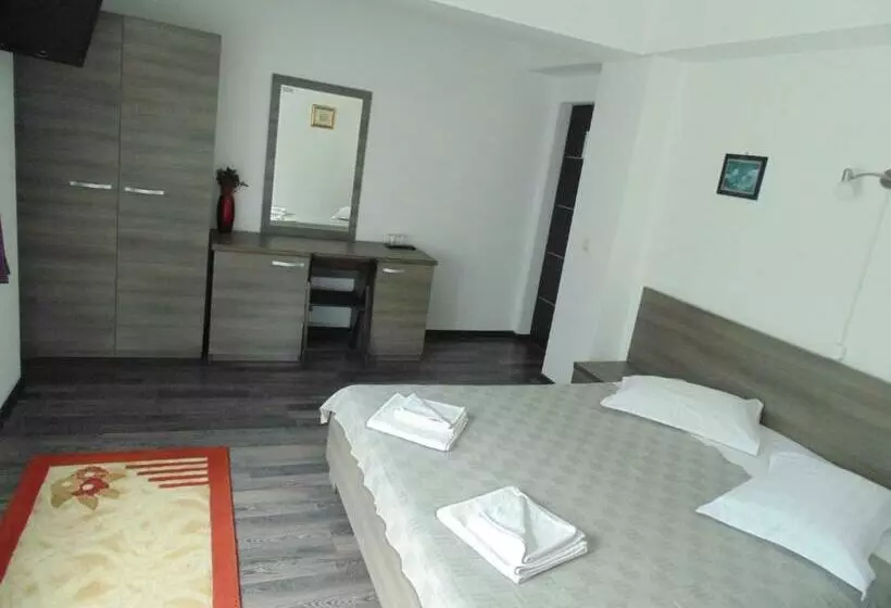 Majatalo Eden Maison