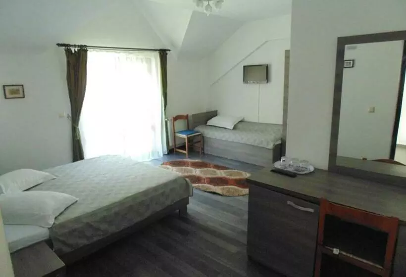 Majatalo Eden Maison