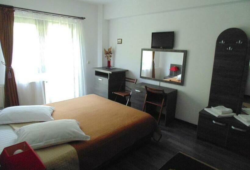 پانسیون Eden Maison