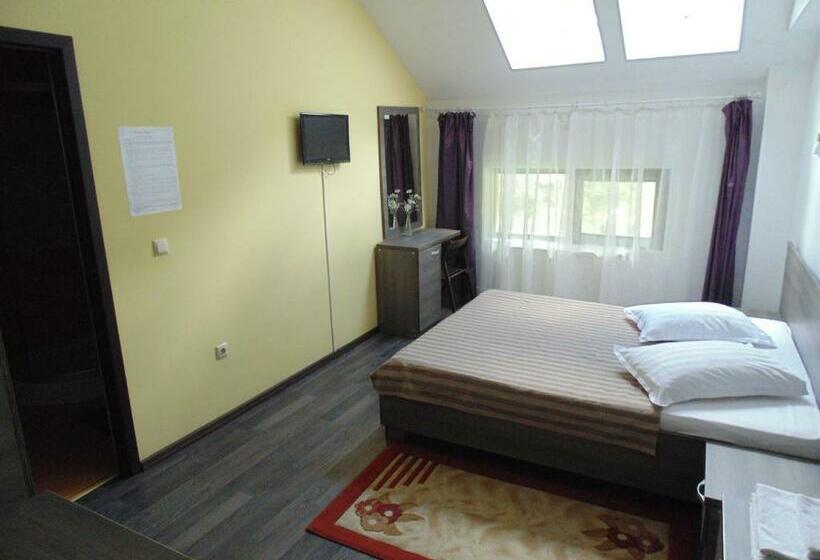 پانسیون Eden Maison