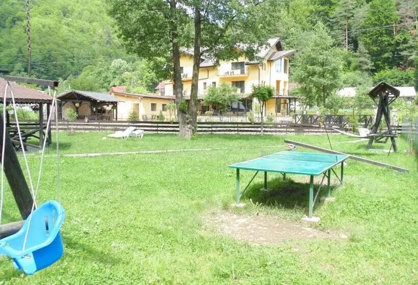 Majatalo Eden Maison