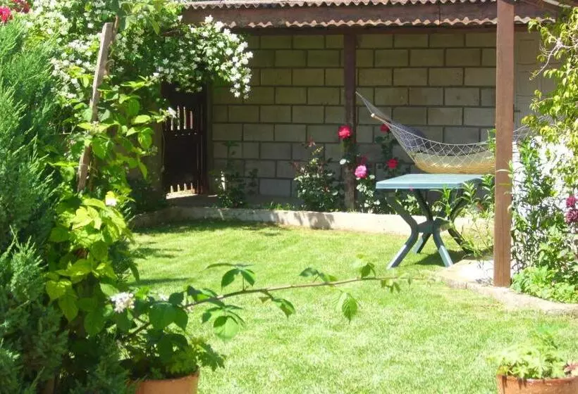 Majatalo Elida Guest House