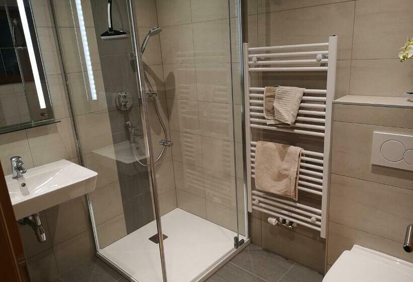 펜션 Gästehaus Luxner