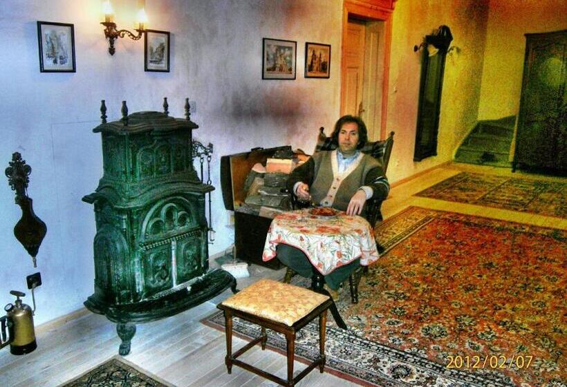 پانسیون Retro 19th Century Guest House
