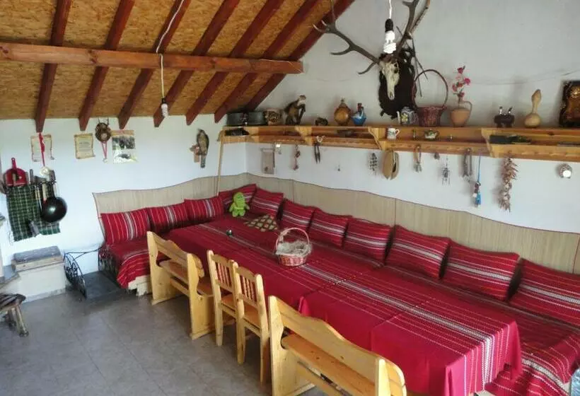 پانسیون Sirius Guest House