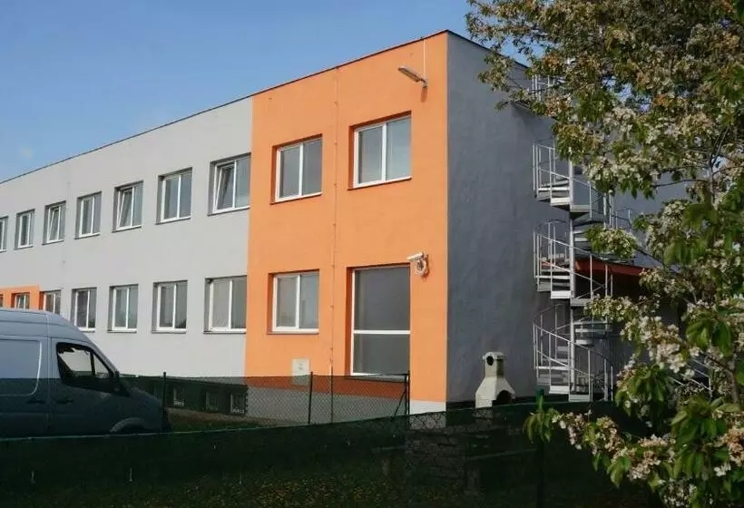 ペンション Ubytovací Areál Rouchovany