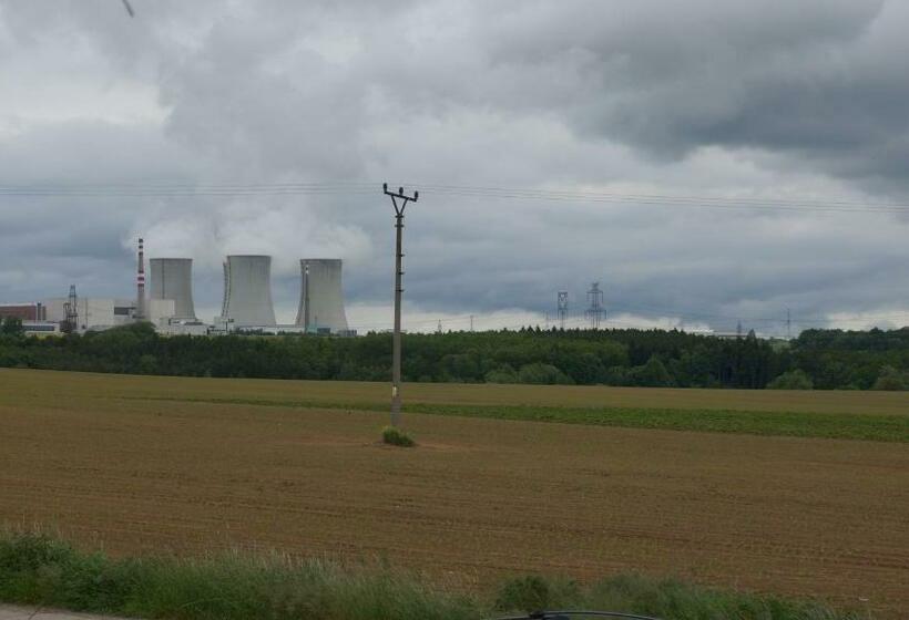 פנסיון Ubytovací Areál Rouchovany