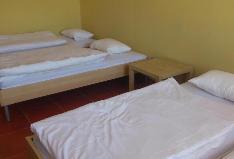 פנסיון Ubytovací Areál Rouchovany