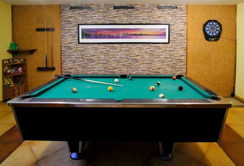 膳宿费 Vila Horal