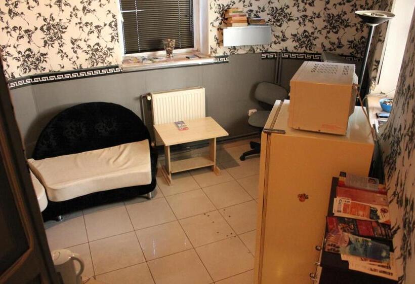 هاستل Fun House