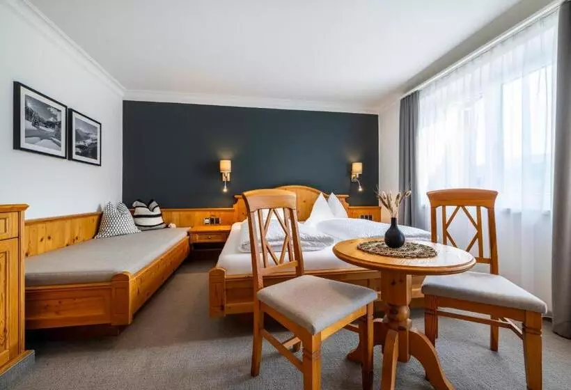 Aparthotel Jägerheim