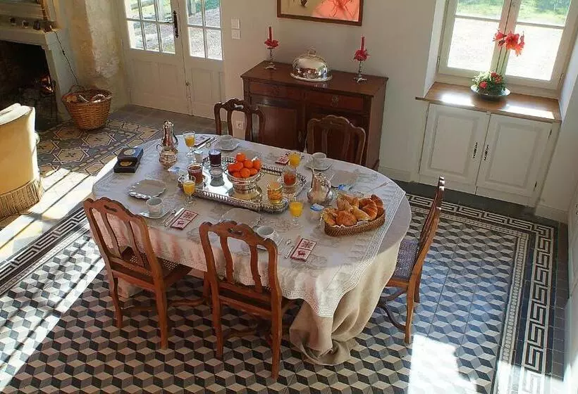 ベッドアンドブレックファースト Gite Et Chambres D Hôtes Clos De Mondetour