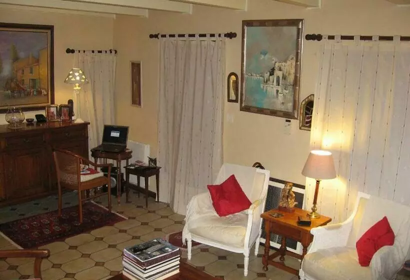 Aamiaismajoitus (B&B) L  Esterlanges Suite Famille 2 Chambres 4 Personnes Proche Puydufou